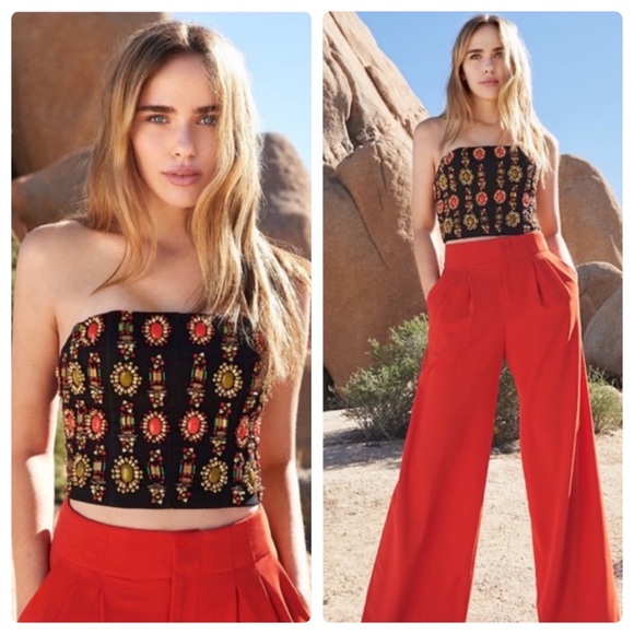 ALICE + OLIVIA Saraphina Beaded Cropped Top - Picture 6 of 15
